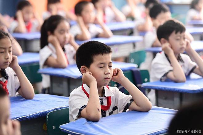 好学英语学生版_英语好学还是日语好学_仁爱版英语八下学生怎么学