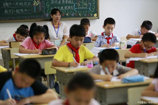 好学英语学生版_英语好学还是日语好学_仁爱版英语八下学生怎么学