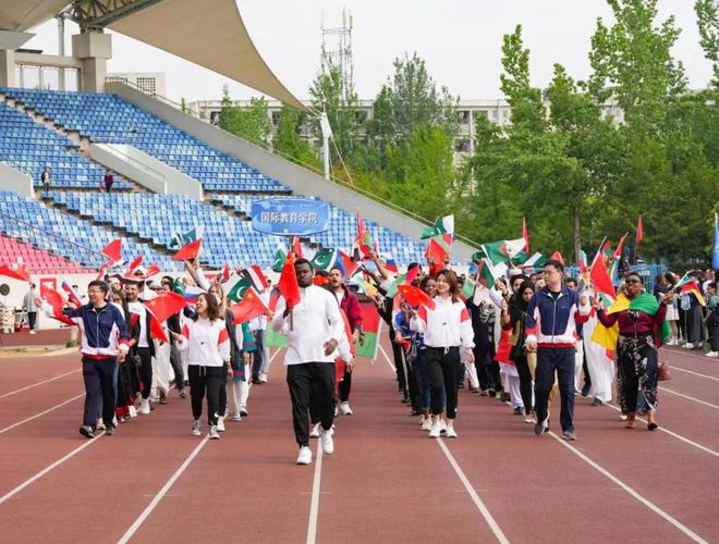 西南民族大学考博英语真题_西南民族大学新校区地址_西南大学英语