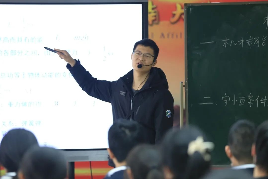 西南英语_西南大学英语_西南双语大学