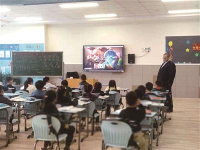 幼儿英语外教一对一上门南京_南京的外教英语_南京有外教的幼儿园