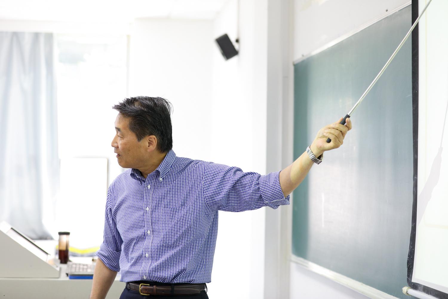 日语外教钱学森视频_日语学一对一外教多少钱_日语外教老师一节课多少钱