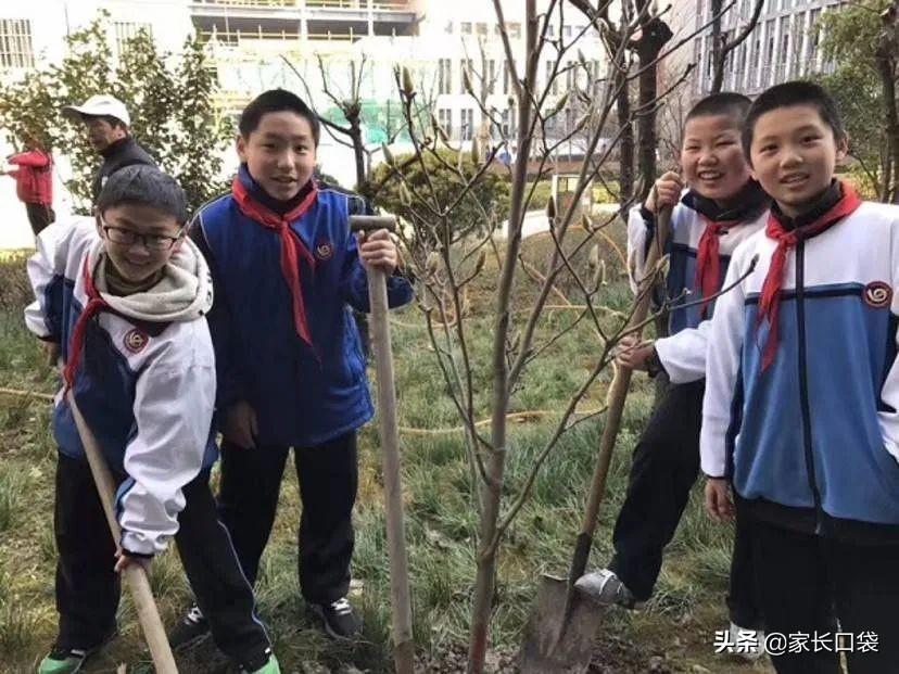 赤峰外教一对一_赤峰外国语招聘老师_赤峰外语学院