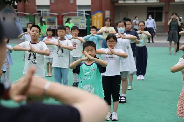 光明外教课程有电脑版吗_光明外语培训学校_光明一对一外教有哪些课程