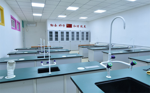 外教班北京有几个学校_北京哪里有一对一外教班_外教班北京有哪些学校