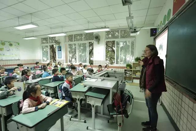 请私人外教一节课多少钱_找私人英语外教_私人外教英语一对一小学