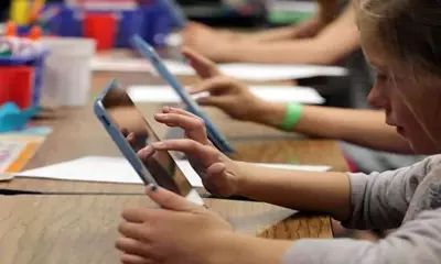 少儿在线英语学习市场_在线英语培训机构竞争分析_英文外教一对一线下上海