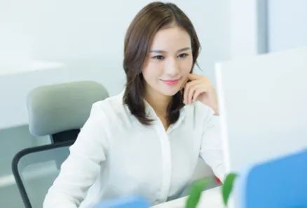 一对一的外教软件有哪些好_阿卡索外教一对一课程价格_阿卡索英语课程套餐对比