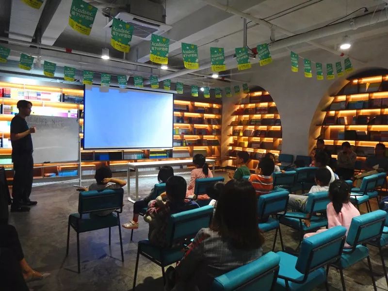 5-12岁少儿英语学习_阿卡索少儿英语线下活动_阿卡索一对二英语线上课堂