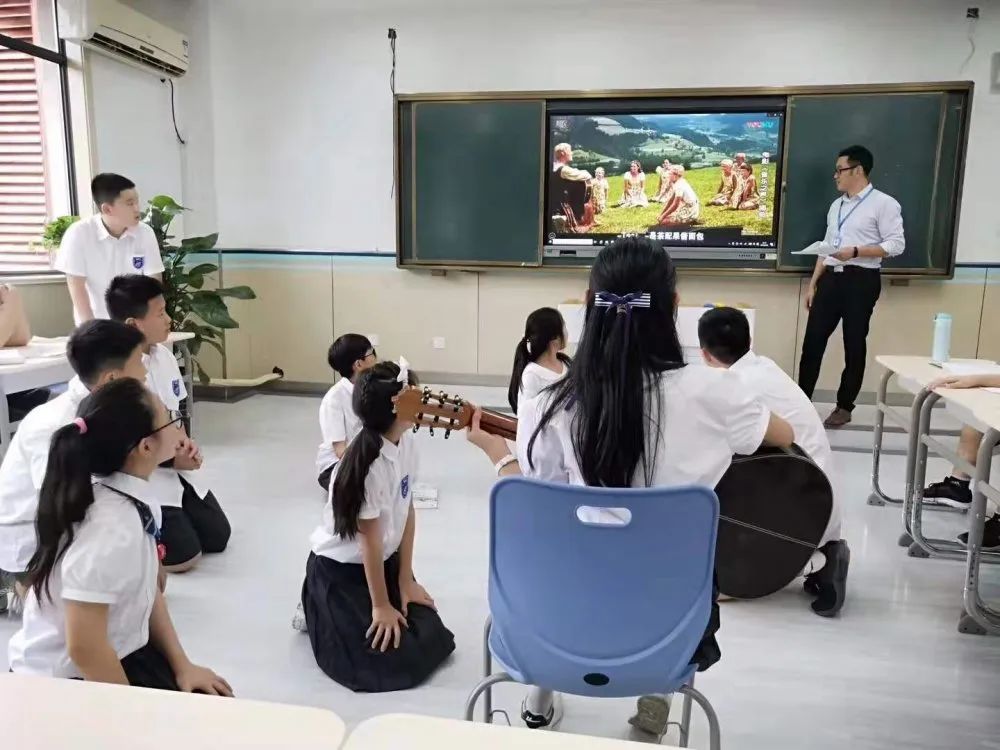  世外气质培养 国际化教育环境 _合肥上海世界外国语学校 初中课程体系 _合肥 外教 一对一