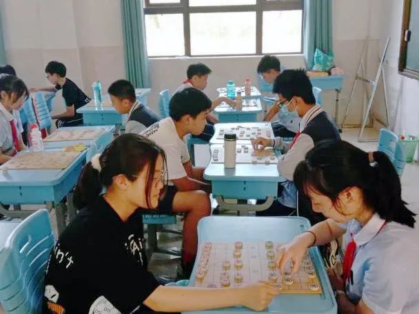 启外让世界与我们共同成长_启外成长教育_启东外教一对一老师