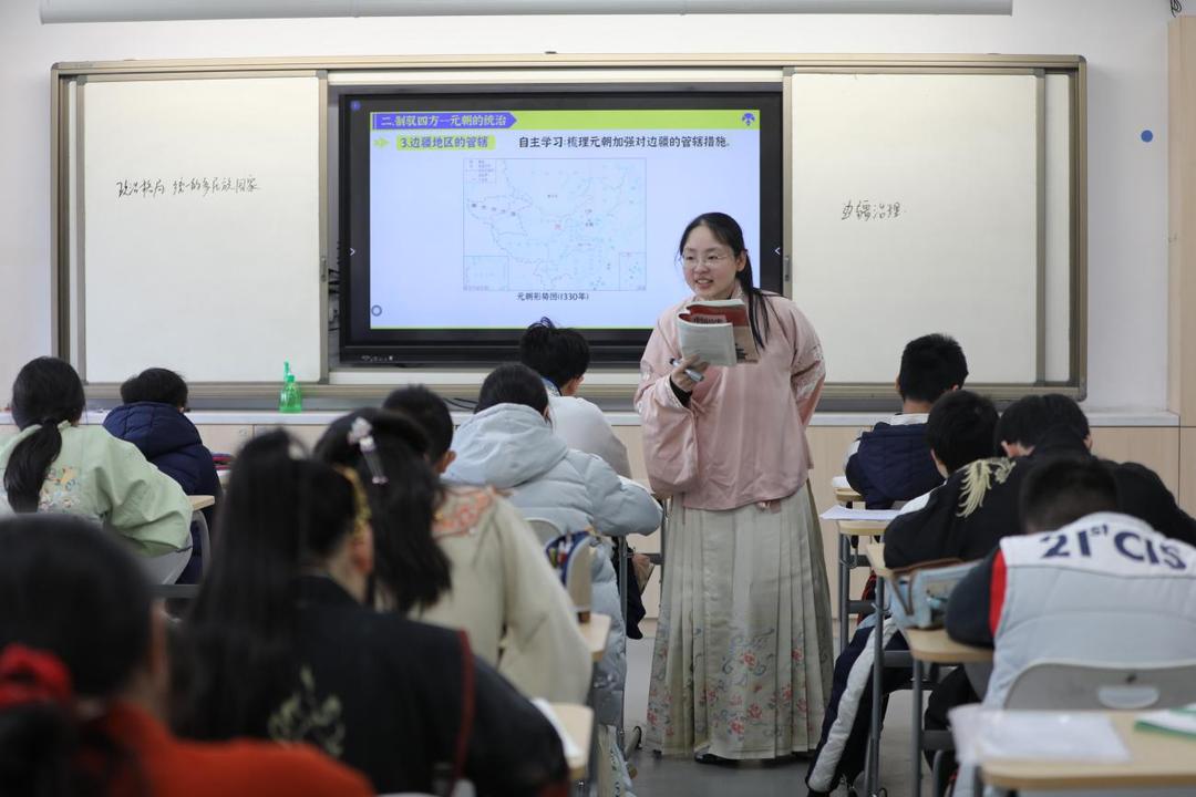 浙江外国语老师待遇_浙江老师一对一外教_杭州外教老师