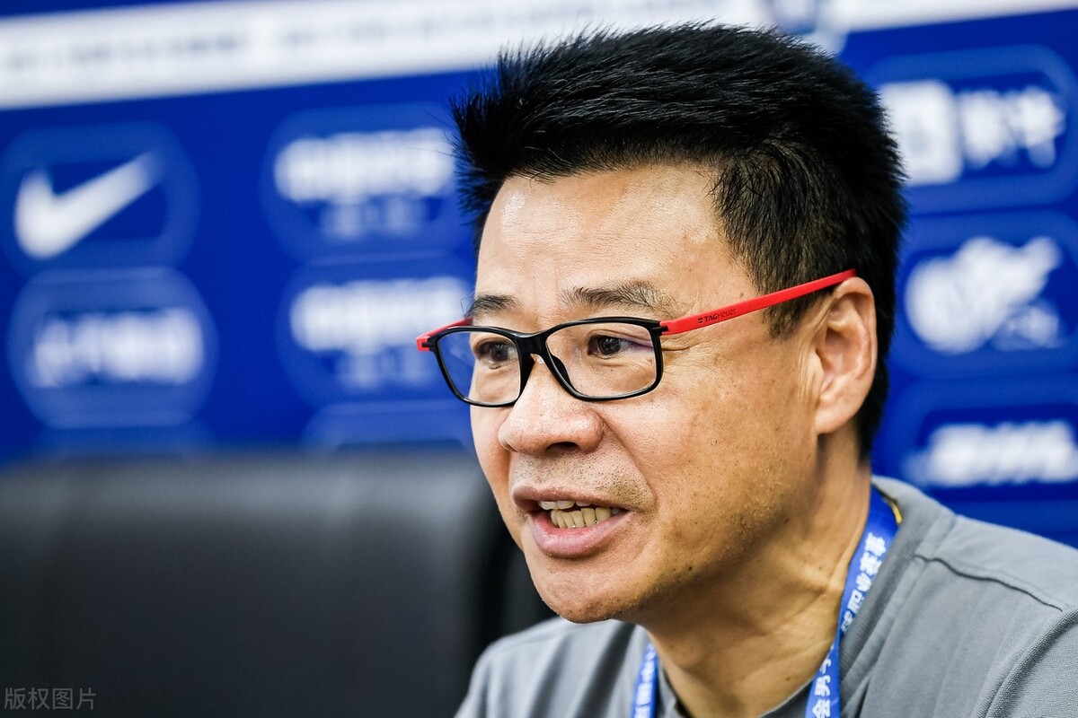 大连外教多少钱一个小时_大连收费外教标准是什么_大连外教一对一收费标准