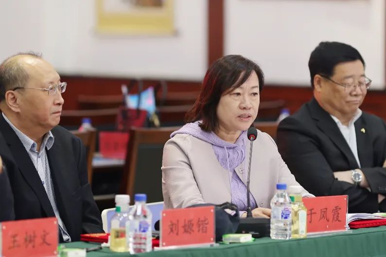 特色高中办学经验_怎么判断一对一外教的教学质量_民办高中教育改革