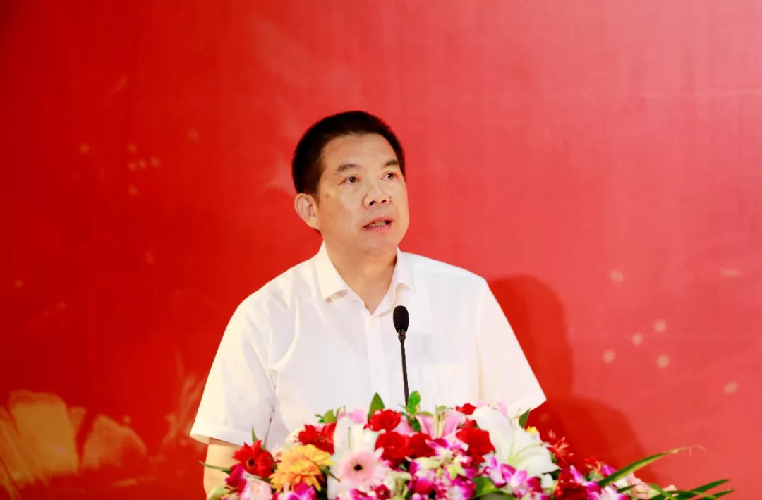 2018年教师节表彰大会 天津外国语大学_教师节表彰活动 师德建设先进事迹宣讲_天津大学外教老师一对一