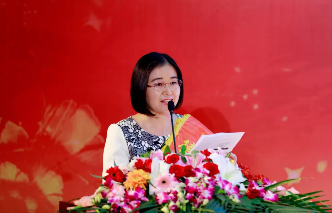 教师节表彰活动 师德建设先进事迹宣讲_天津大学外教老师一对一_2018年教师节表彰大会 天津外国语大学