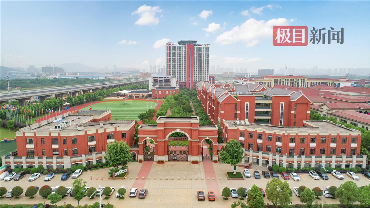 武汉海淀外国语实验学校国际高中招生政策_武汉国际高中升学指导_海淀外教一对一